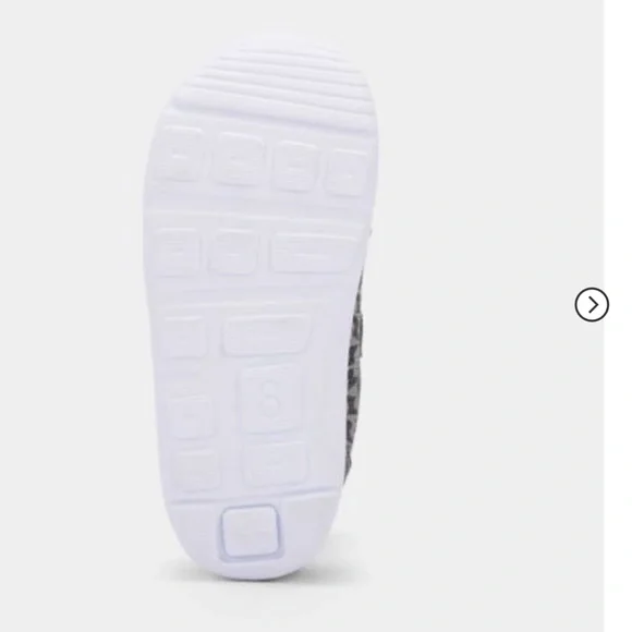 NEW IN BOX See Kai Run Basics Stryker Sneakers 5 - Picture 5 of 5